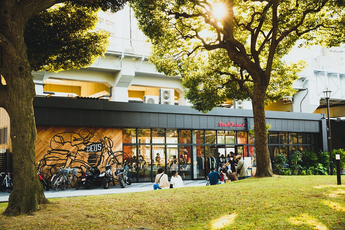 Deus Ex Machina Asakusa（デウス エクス マキナ浅草店）